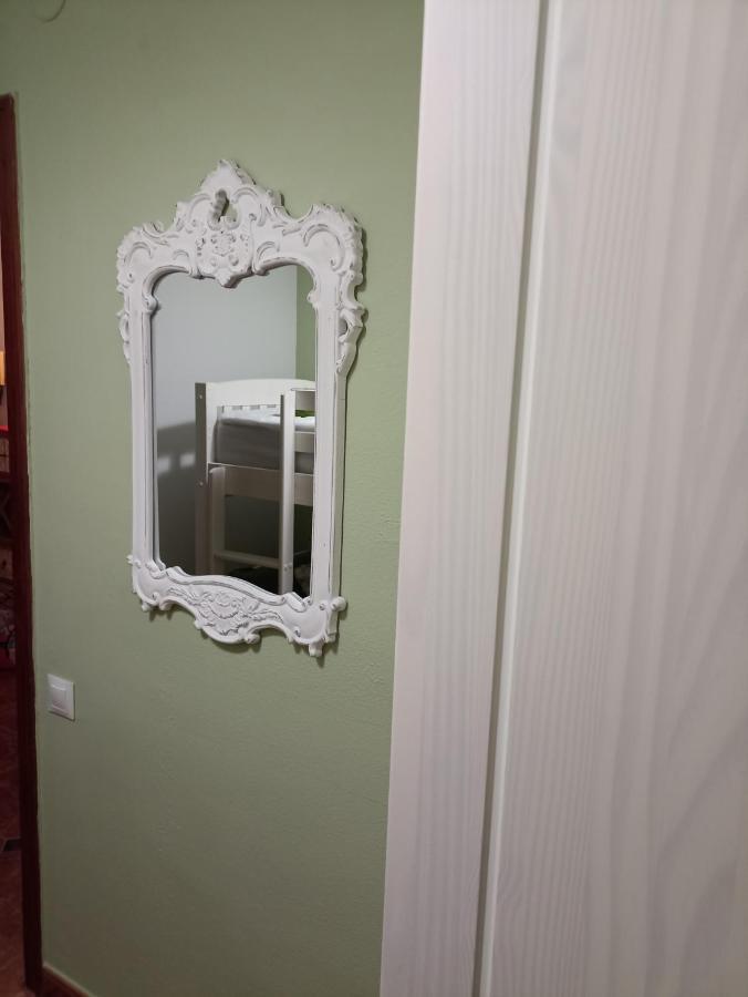 Apartamento A Los Pies Del Rio Ebro Miravet Luaran gambar