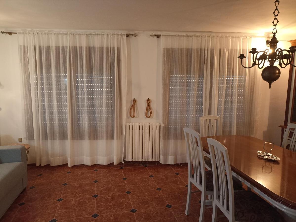 Apartamento A Los Pies Del Rio Ebro Miravet Luaran gambar